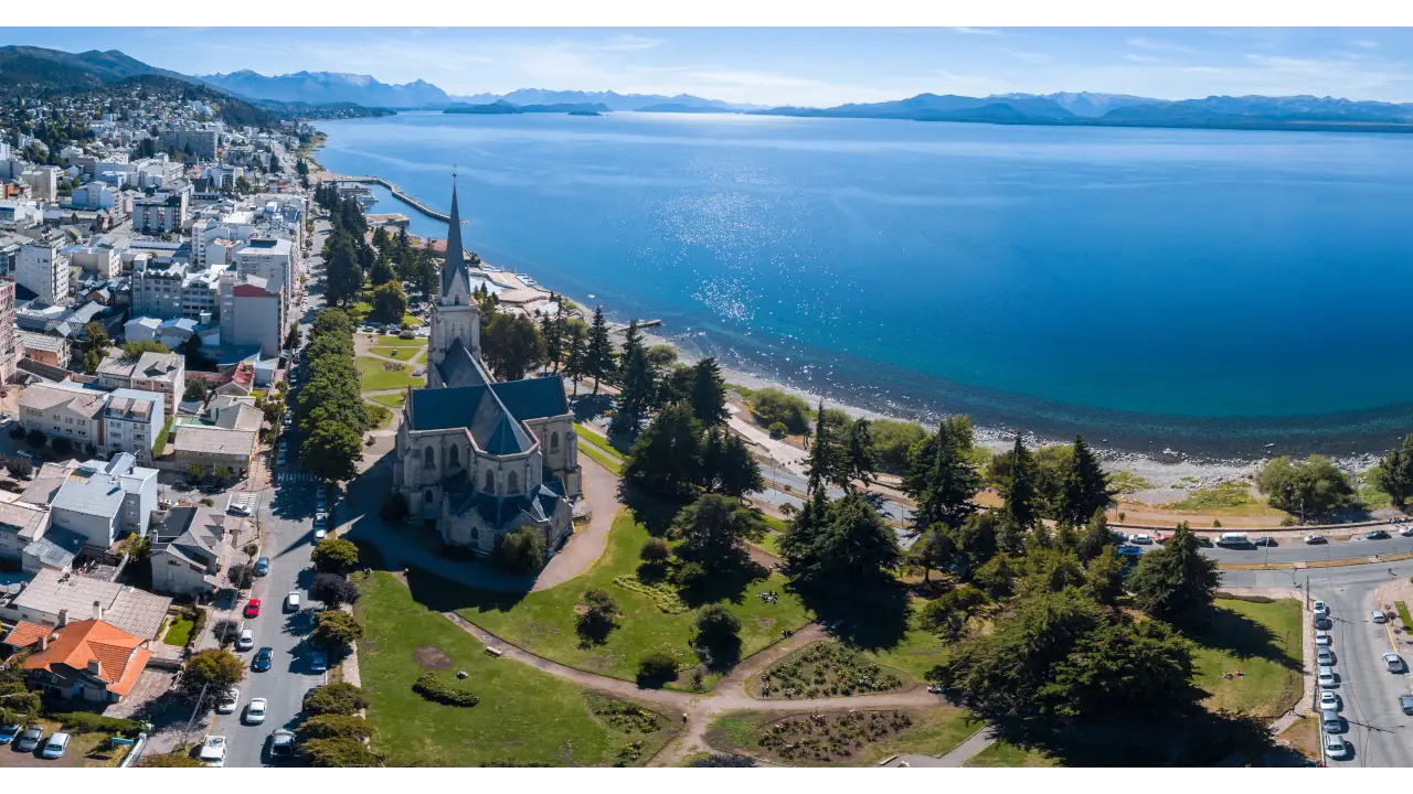 Bariloche além da neve: destino cresce entre brasileiros também no verão