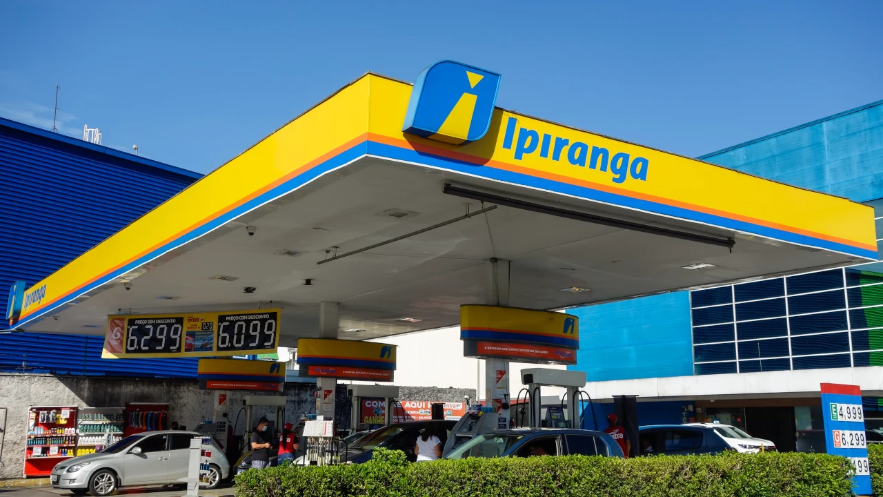 Ultrapar mais do que dobra lucro líquido no 1ºTRI