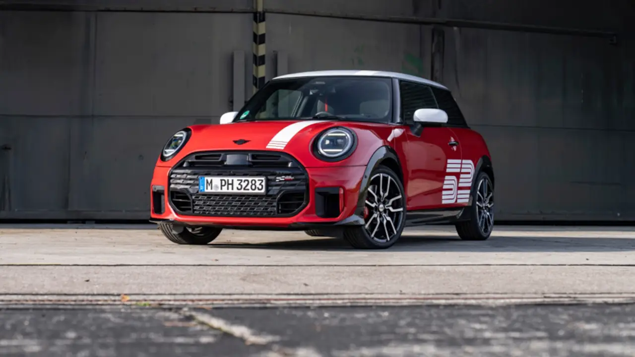 MINI 1965 Victory Edition chega ao Brasil