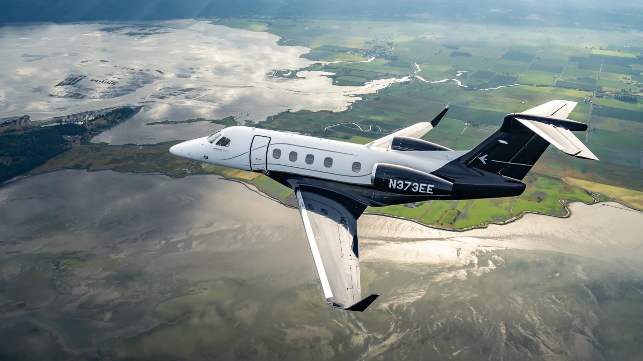 Phenom 300EV reforça liderança da Embraer na aviação executiva