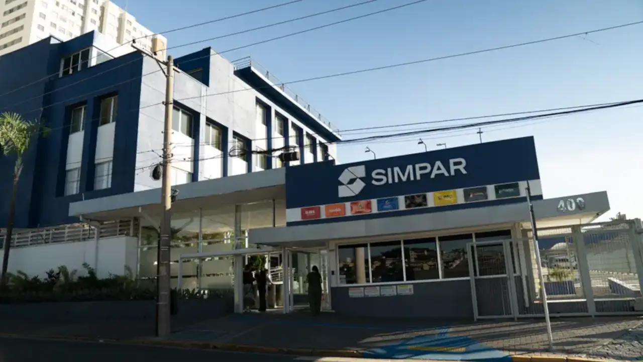 Simpar vende operação portuária por R$ 1,8 bilhão para grupo internacional