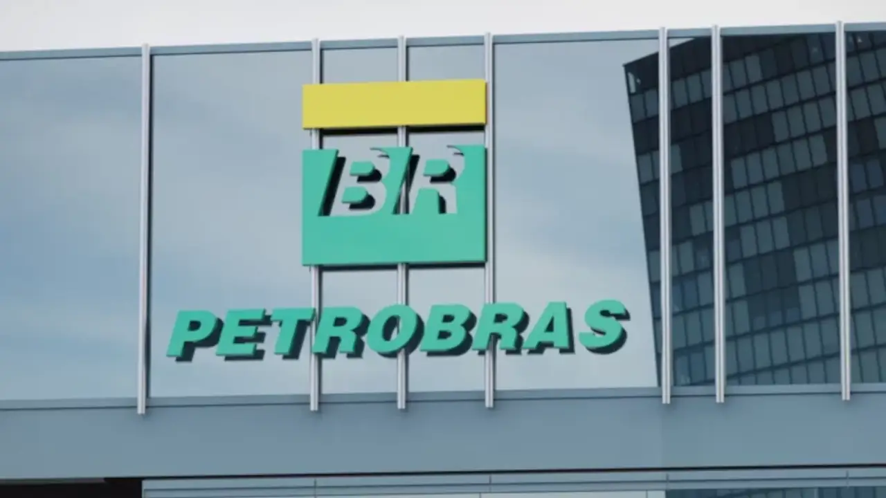XP reformula carteira e aumenta aposta em Petrobras e Embraer