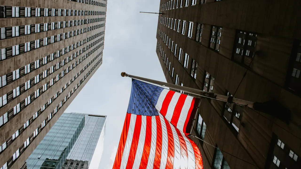 PCE dos EUA sobe 0,3% em agosto, abaixo da expectativa do mercado